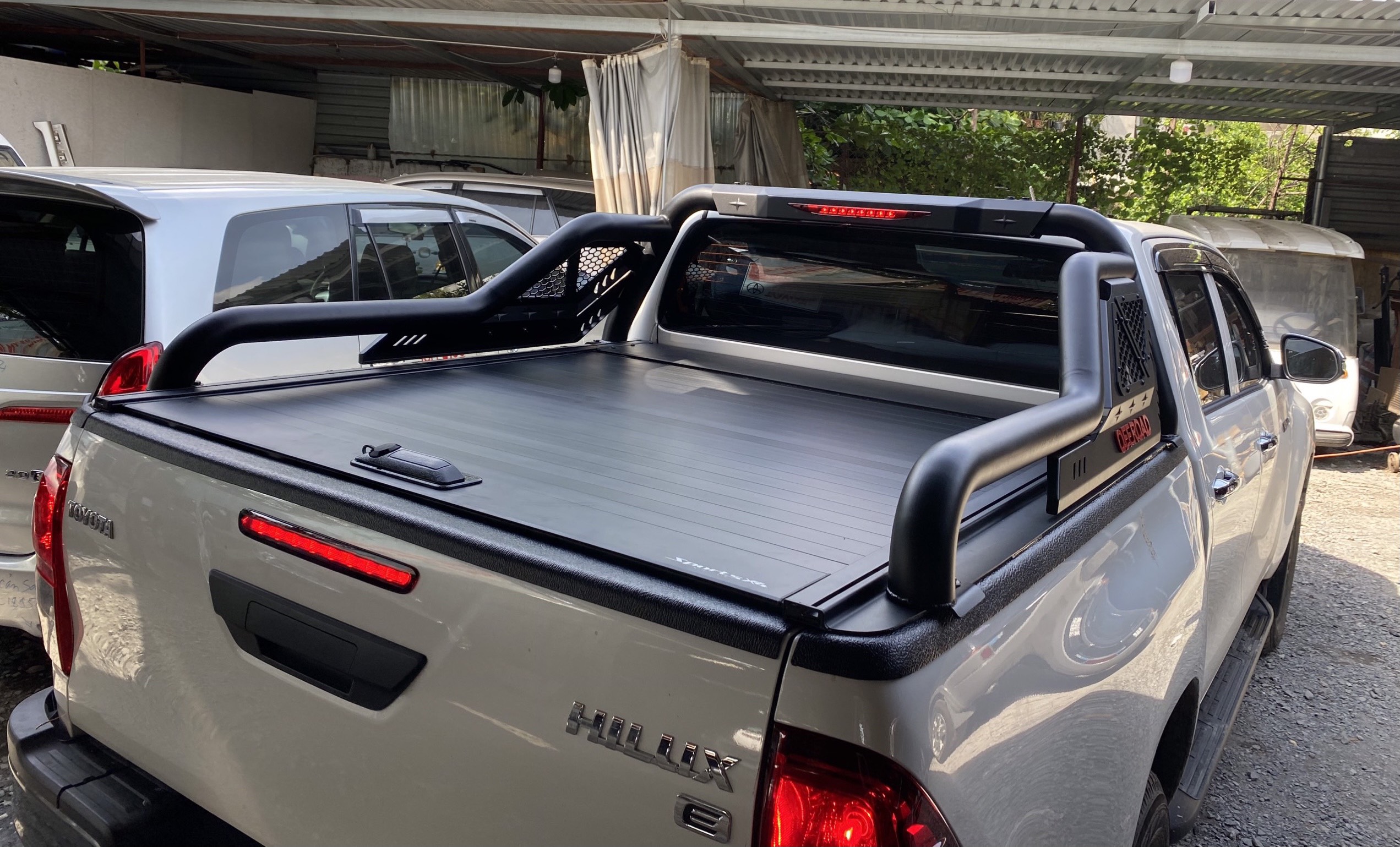 Thanh can thao to Offroad Hilux 2021