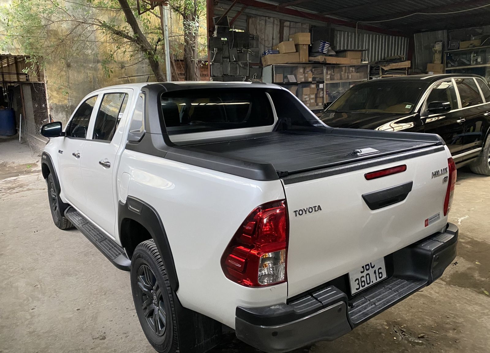 Thanh thể thao Hilux Adventure