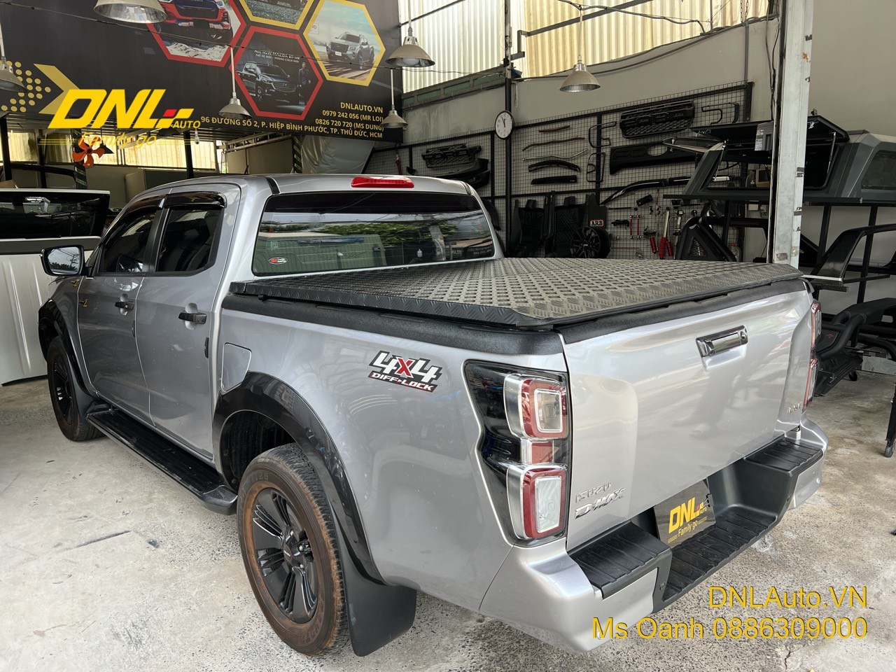 Nắp thùng nhôm 2 tấm Dmax