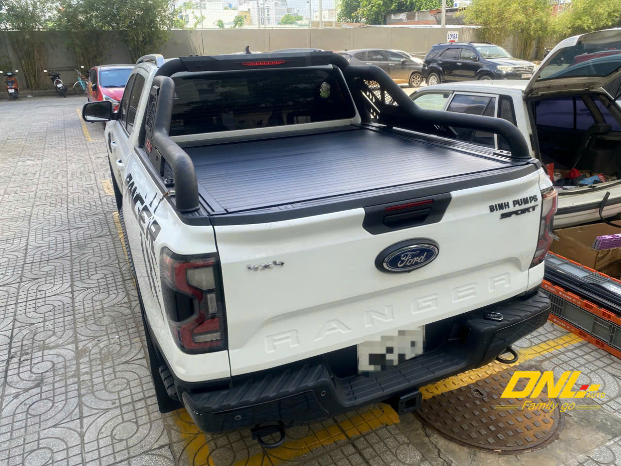 Thanh lý nắp thùng cuộn cơ hiệu Option cho Ford Ranger Nextgen 2022+