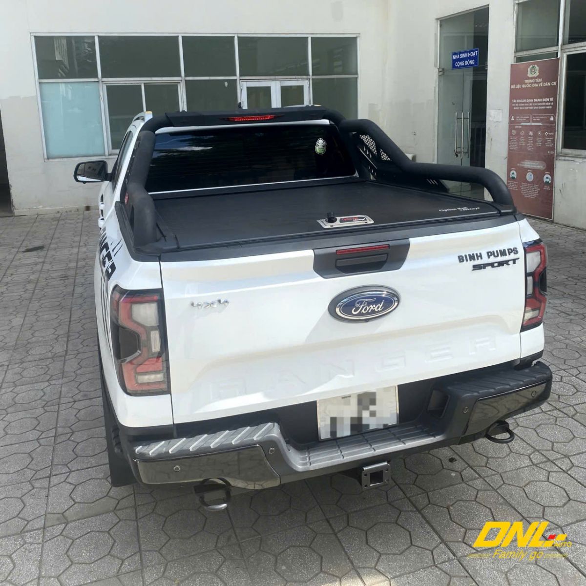 thanh lý nắp thùng cuộn cơ Ford Ranger 2022+ , tình trạng đầy đủ phụ kiện