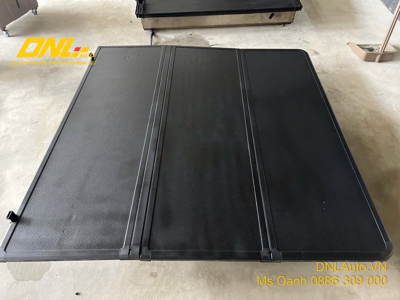 Thanh Lý Nắp Thùng 3 Tấm Ford Ranger 2013-2022 & Mazda BT-50 2013-2020