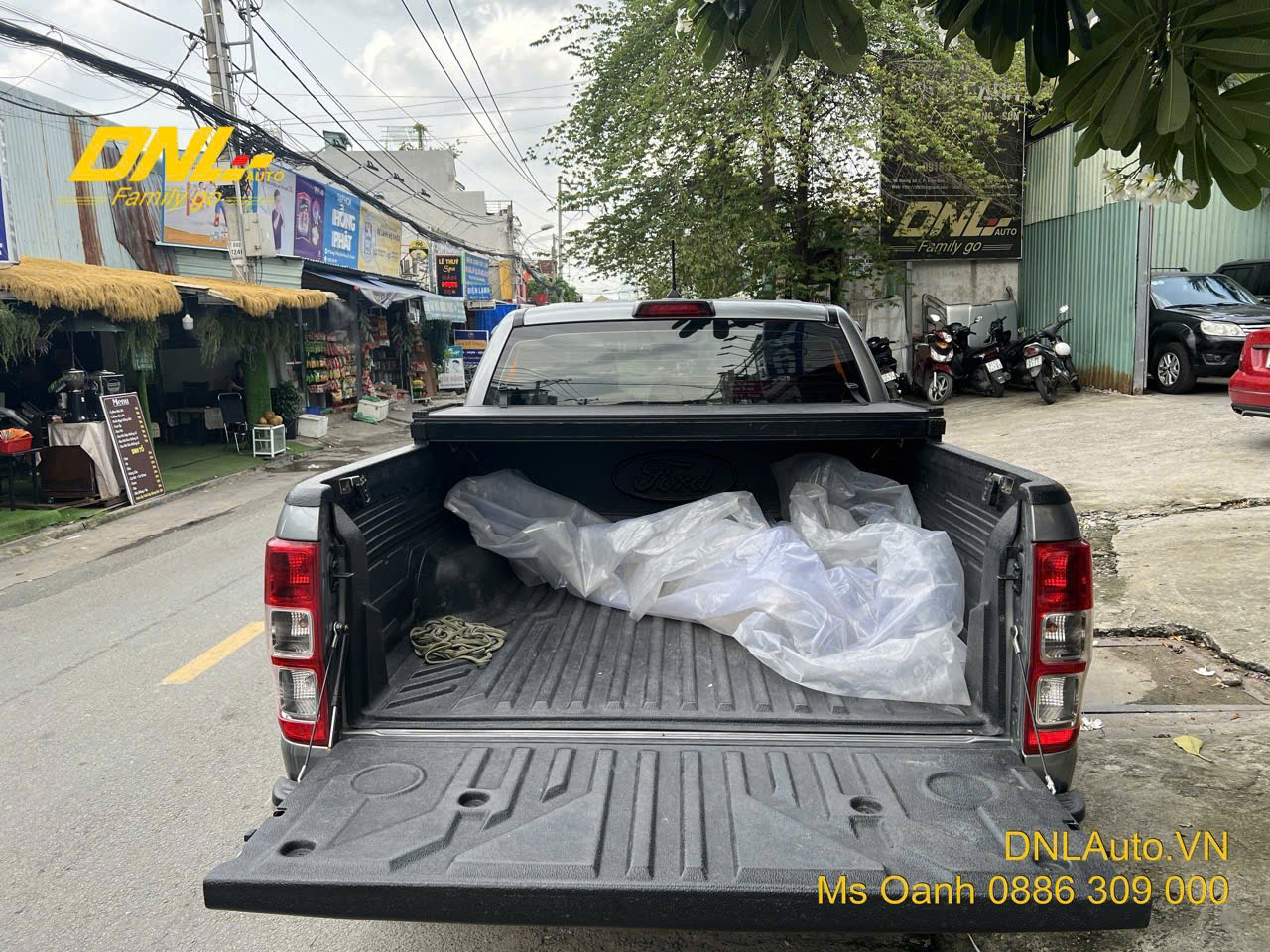 nắp 3 tấm Ford Ranger 2013-2022