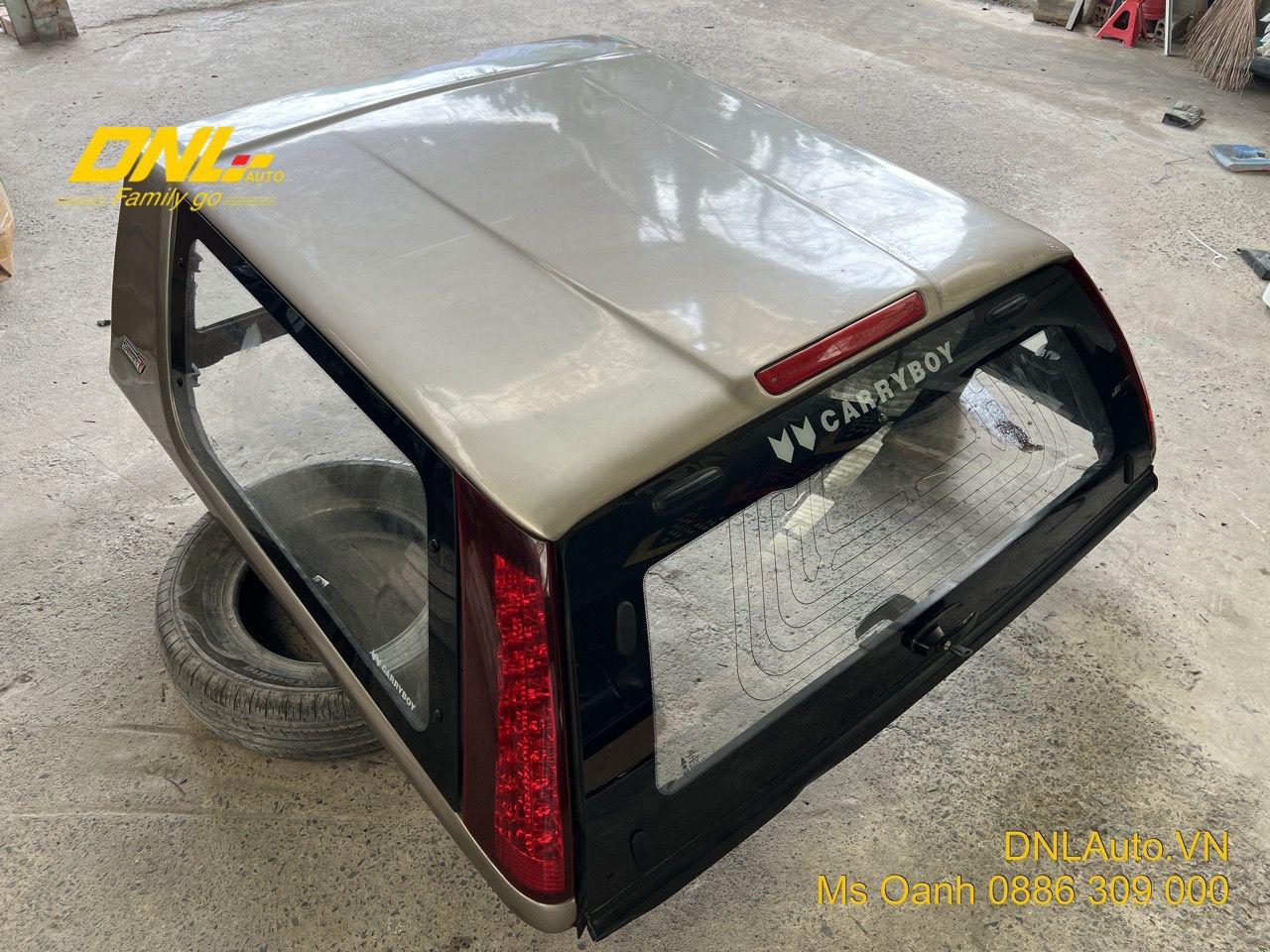Thanh lý nắp thùng cao Carryboy S7 Thái Lan dành cho Ford Ranger 2013-2022. 