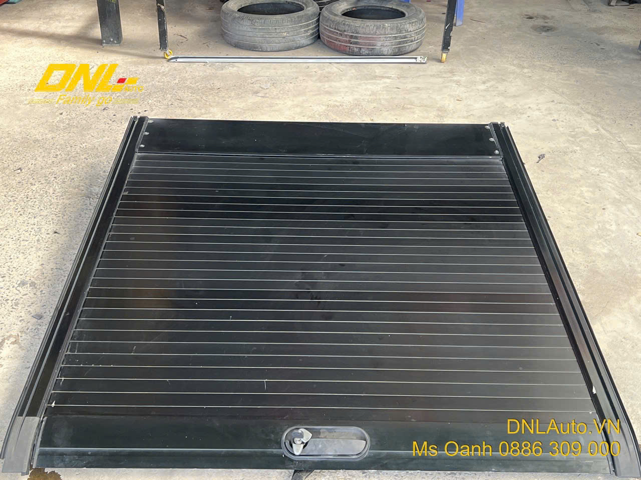 thanh lý nắp thùng cuộn cơ Ford Ranger Wildtrak đời 2012-2022