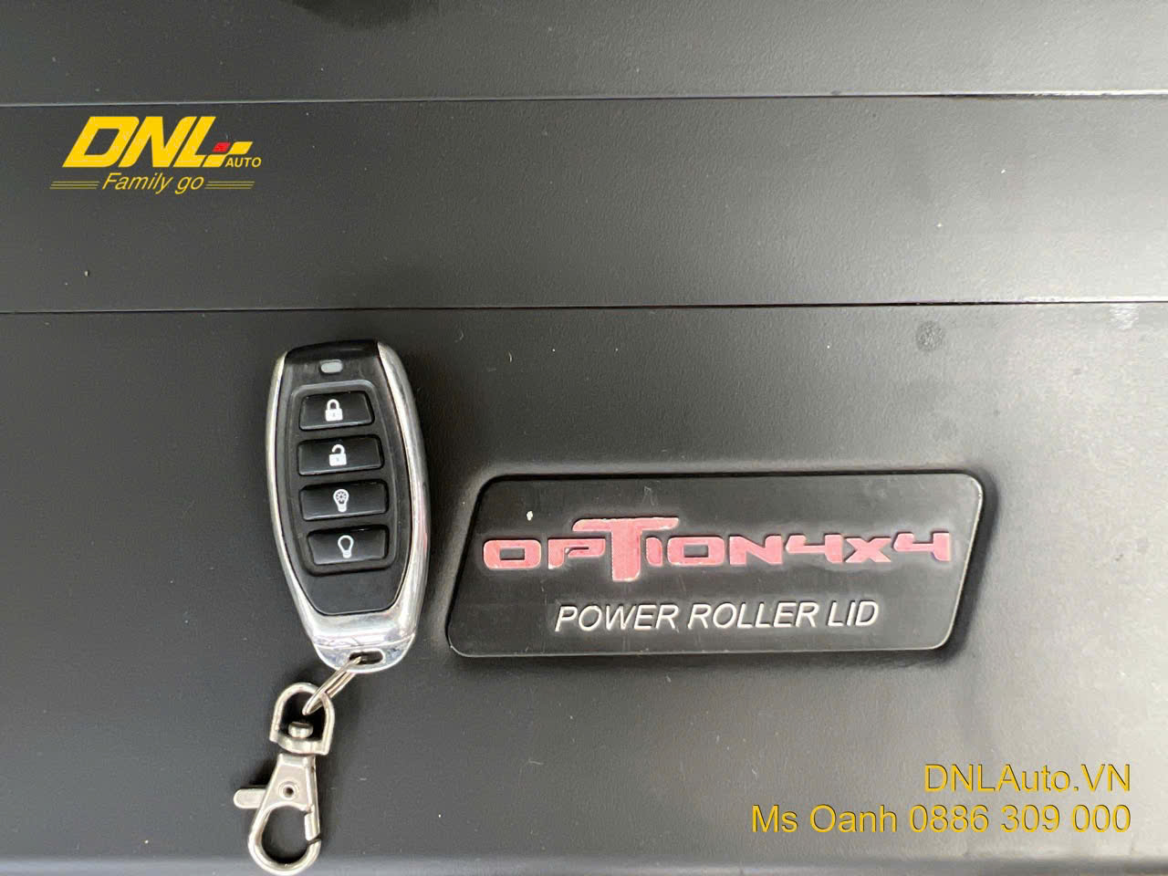 hanh lý nắp thùng cuộn điện Option cho Ford Ranger Wildtrak 2013-2022