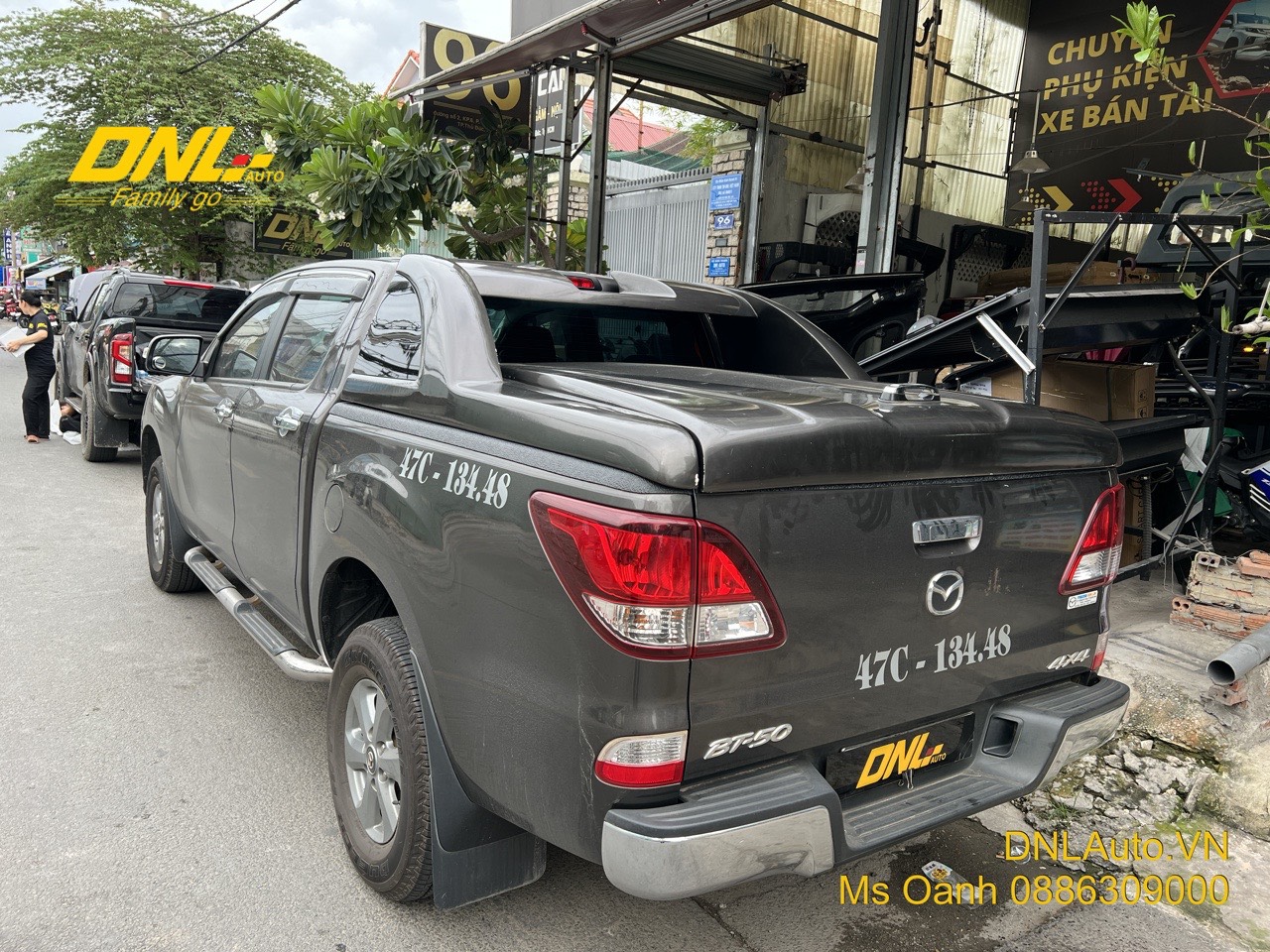 lý nắp thùng thấp cho Mazda Bt50 2013-2020 & Ford Ranger 2013-2022