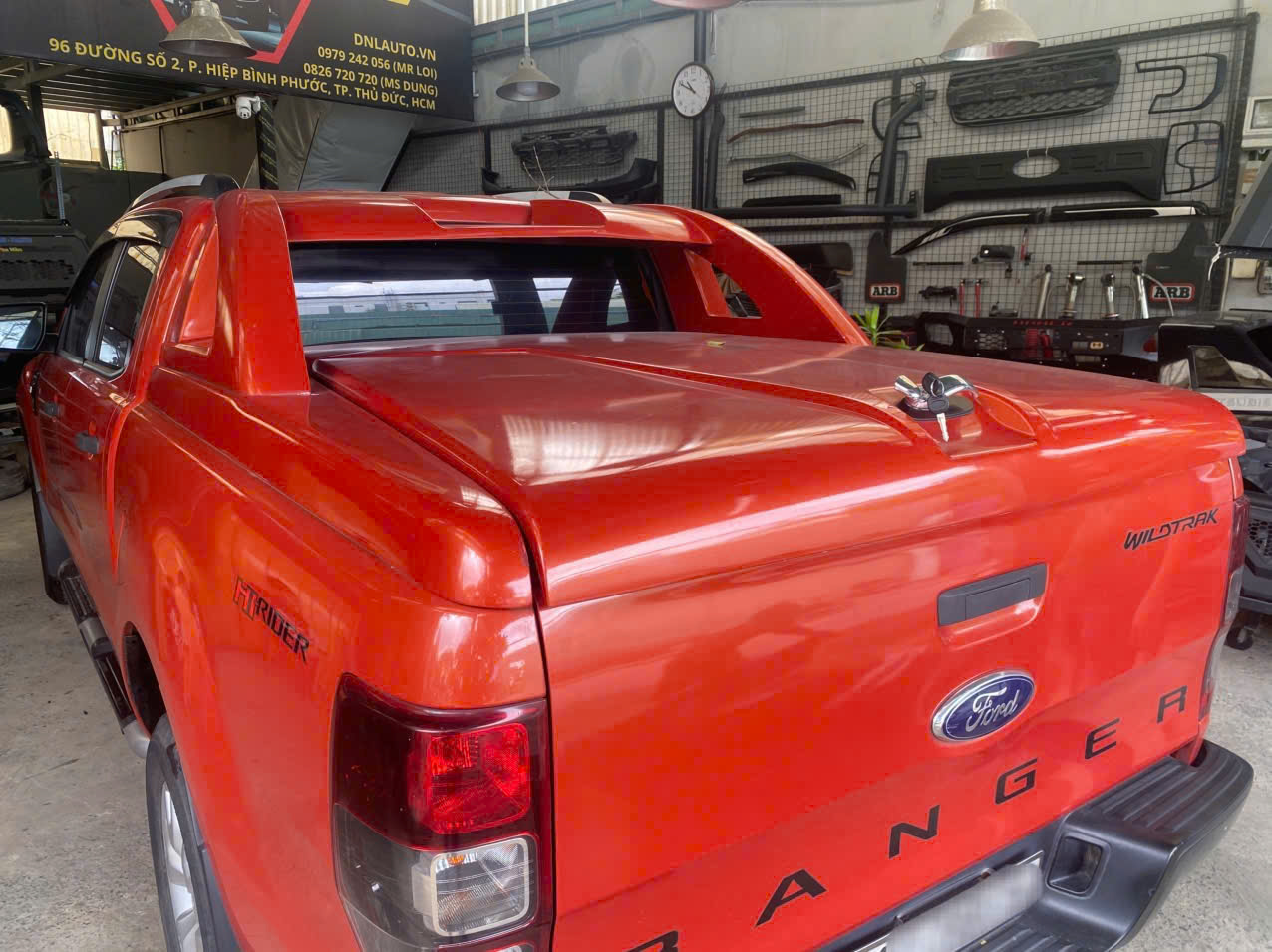 Thanh lý nắp thùng thấp phù hợp cho Ford Ranger 2013-2022 hay Mazda BT50 2013-2019