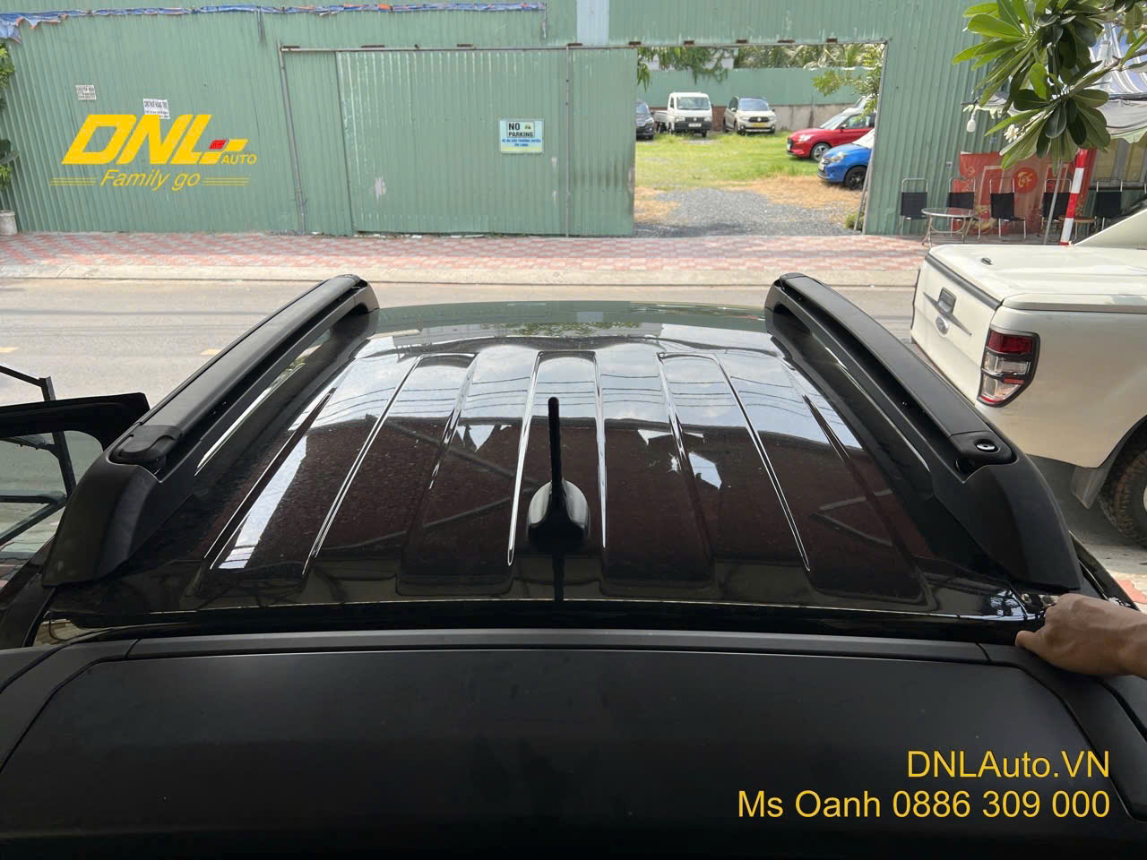 Thanh ngang của giá nóc STORMTRAK