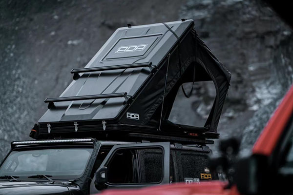 Lều nóc Phantom 3000 lắp đặt hoàn hảo tên xe