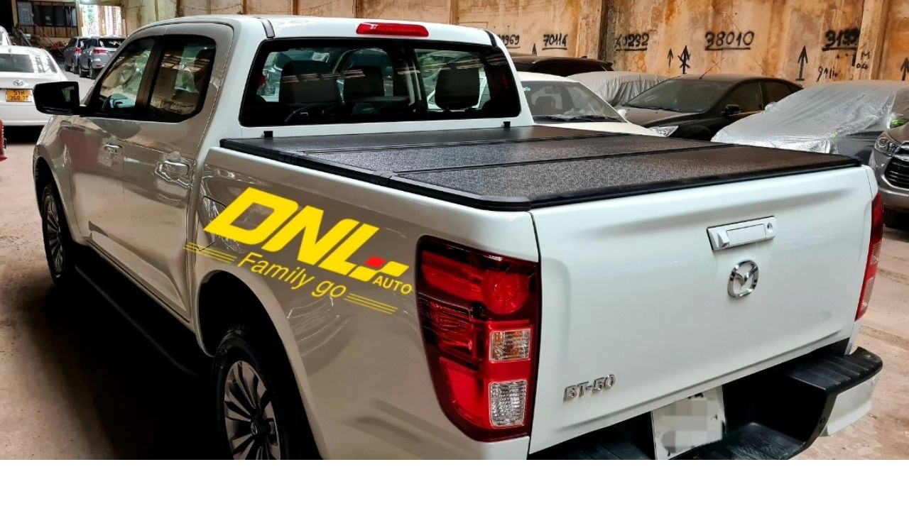 nắp thùng 3 tấm Mazda BT50