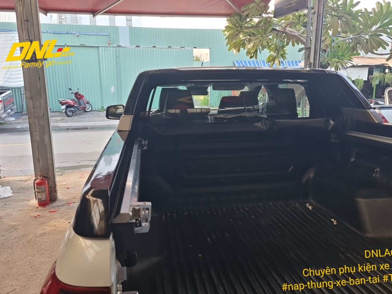 Khung nhôm và lớp dính của nắp thùng cuộn mềm OPTION