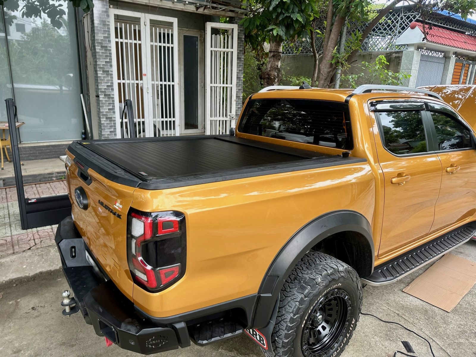 Nắp thùng cuộn cơ A ROLLER dành cho FORD RANGER NEXTGEN