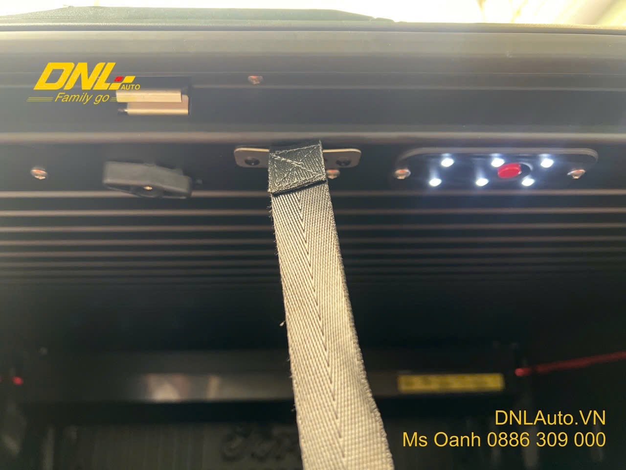 đèn LED trợ sáng trong nắp thùng cuộn cơ ANPHA