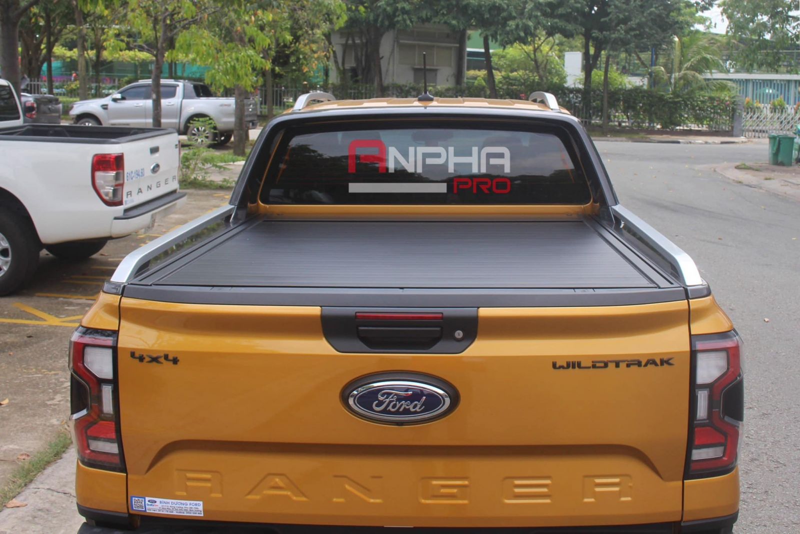 Nắp thùng cuộn điện Anpha Pro dành cho Ford Ranger Wildtrak