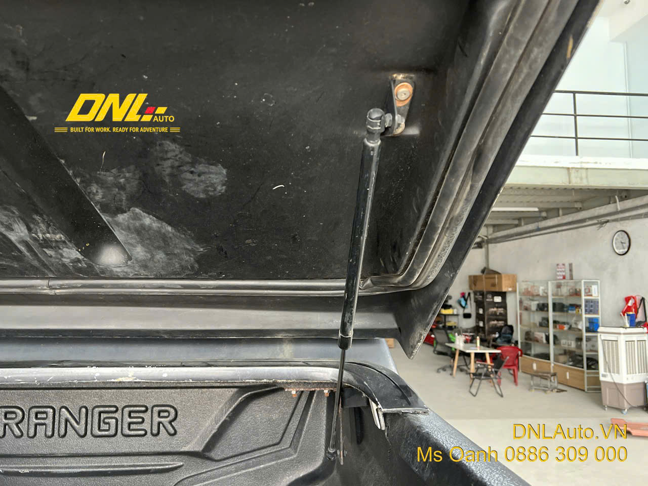 nắp thùng thấp FULLBOX dành cho FORD RANGER đầy đủ phụ kiện, hoạt động tốt