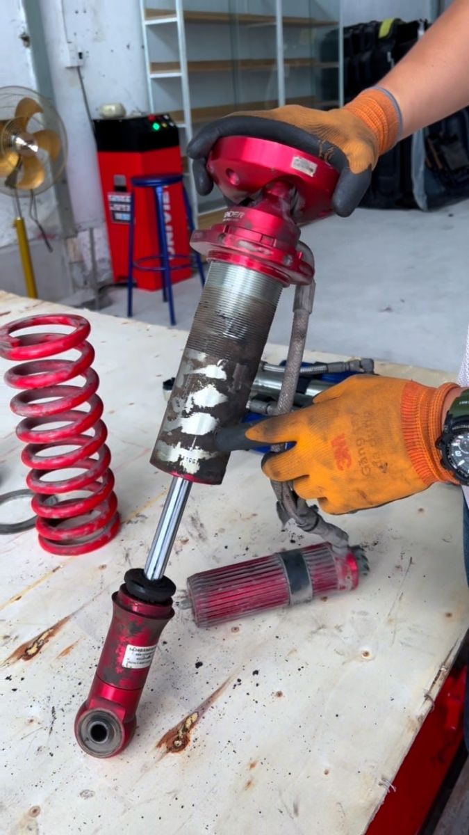 phuộc PROFENDER bị chảy dầu