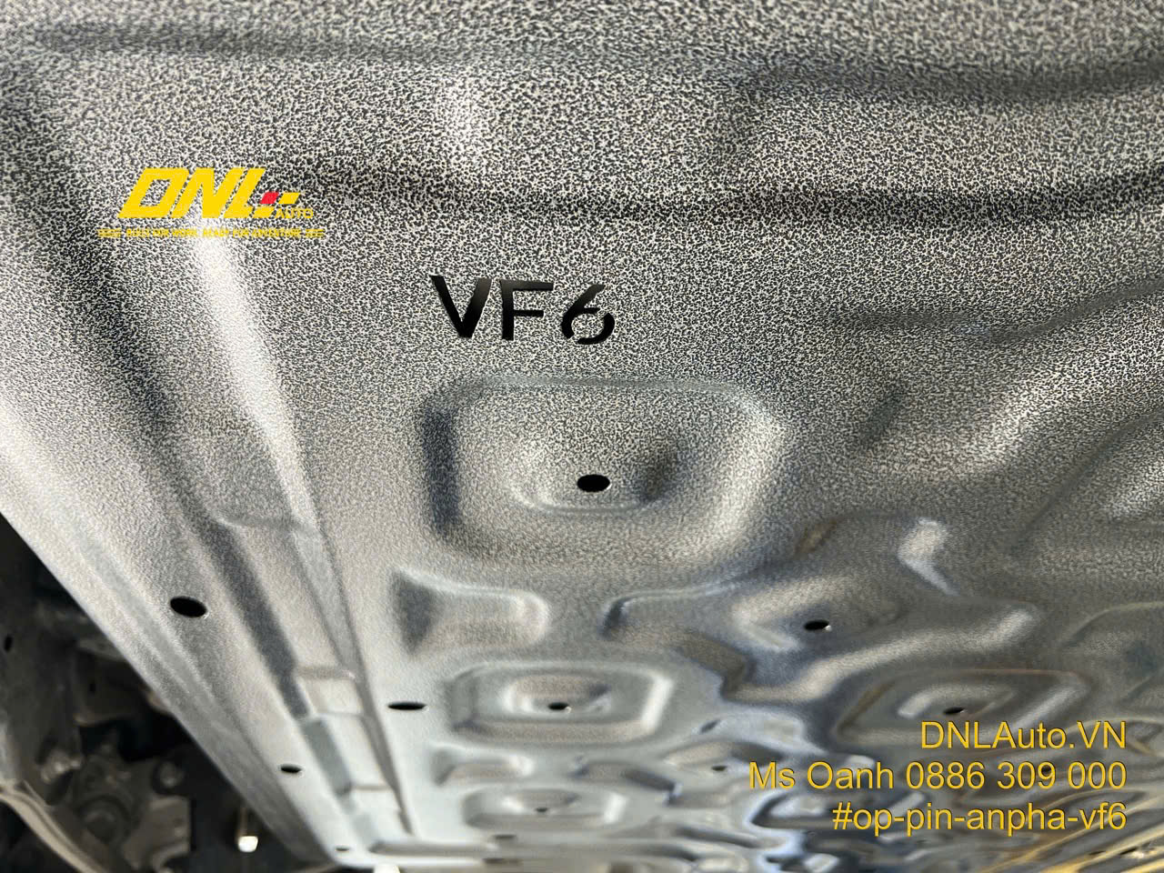 tấm ốp bảo vệ pin VF6
