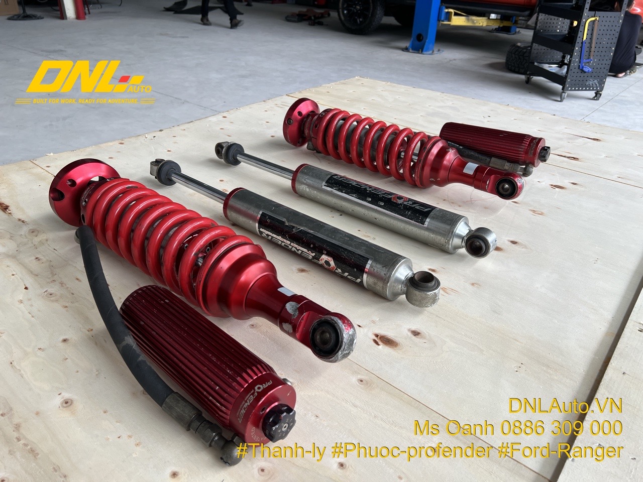 Phuộc Profender OEM 2.5 có trầy xước